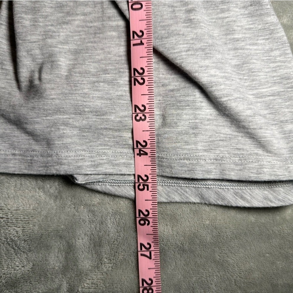 Victorias Secret Angel Tank Top Size S Gray Graphic Racerback Gym Workout Sport - Picture 11 of 14